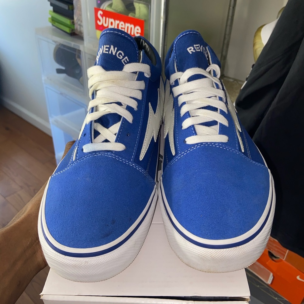 Revenge x storms size 12